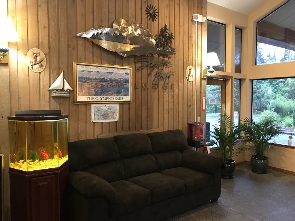 Bay Motel